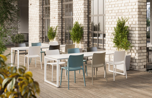 Axiom Outdoor Table with Tone Chairs
